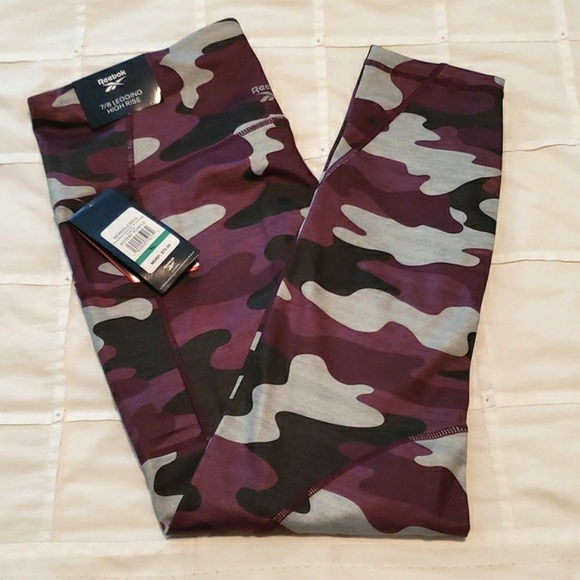 🌷NWT REEBOK 7/8 pocket high rise legging - Size L/XL - Picture 2 of 7